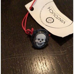 NEW! Vintouch smoking skull cameo ring